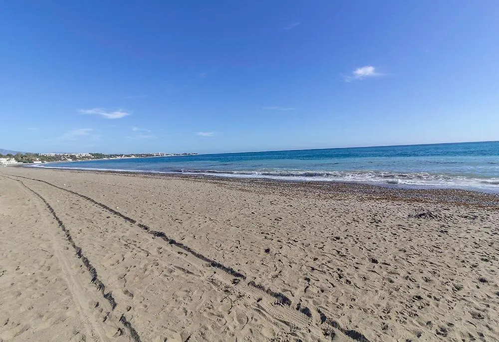 Piso Estupendo Acceso Directo Playa Apartment Estepona