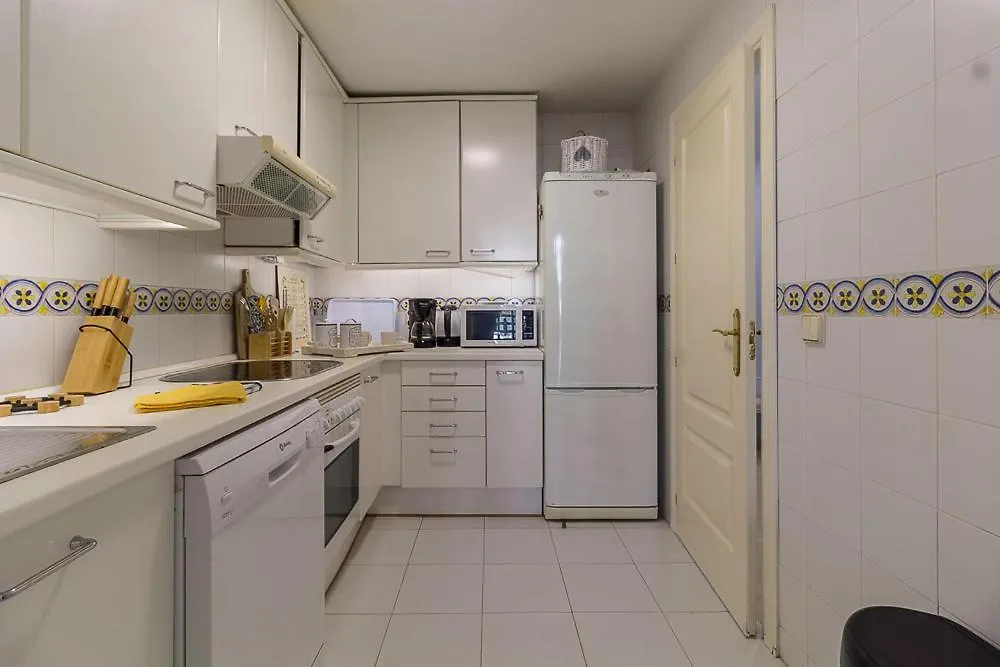 Piso Estupendo Acceso Directo Playa Apartment Estepona Spain